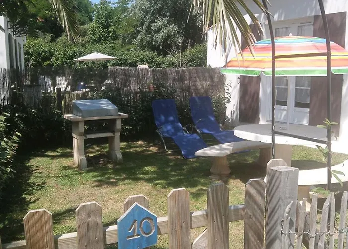 Les Pieds Dans L'eau Acces Direct A La * La Cotiniere